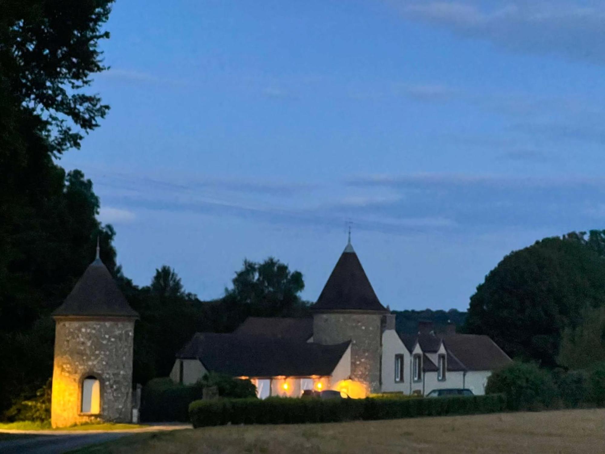 Le Petit Chateau Baye  Экстерьер фото